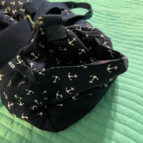 Tommy Hilfiger duffle bay - Picture 2 of 4